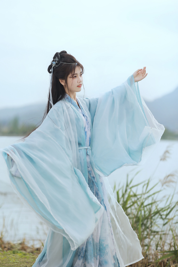 1988年三部低幼剧，如何塑造90后集体记忆与影响好莱坞